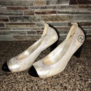 CHANEL Black and Silver Pump